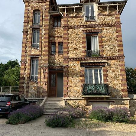Logement A 20 Min De Paris Avec Parking Gratuit Eaubonne Ngoại thất bức ảnh